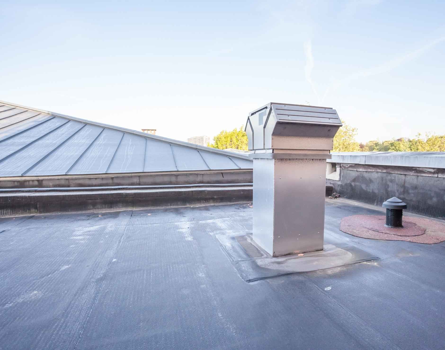 Flat Roof Replacement Cost in Palm Beach County – 2026 Pricing by System and Size
